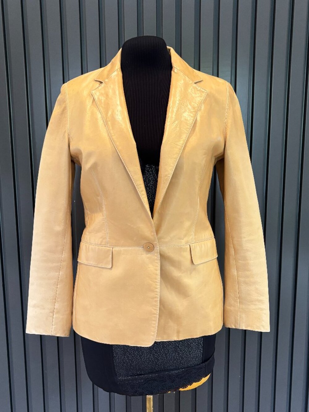 Ralph Lauren Black Label tan lambskin leather blazer